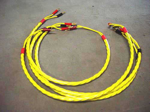     
: Rega_Spkr_cables.JPG
: 631
:	90.4 
ID:	41052
